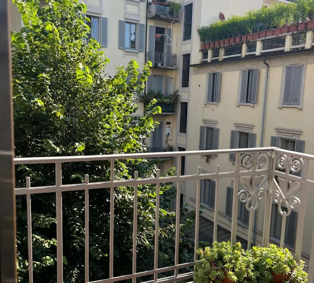 Vercelli Elegance Home ميلان 0*,